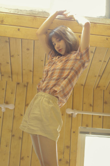 女主及笄和摄政王在亭子里的小说